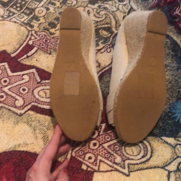 Beige canvas wedge sandals - Picture 4 of 6